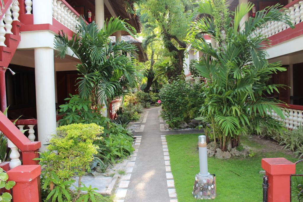 Tonglen Beach Resort Balabag  Exterior foto