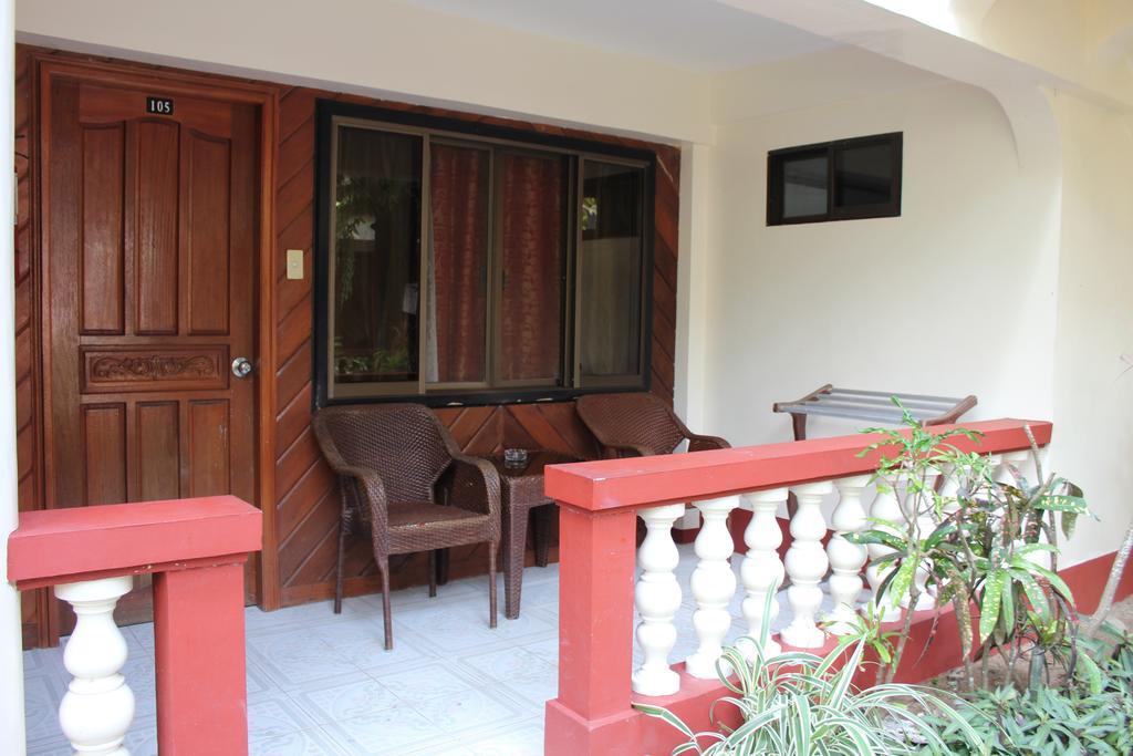 Tonglen Beach Resort Balabag  Habitación foto