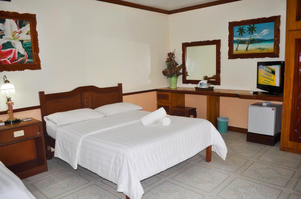 Tonglen Beach Resort Balabag  Exterior foto